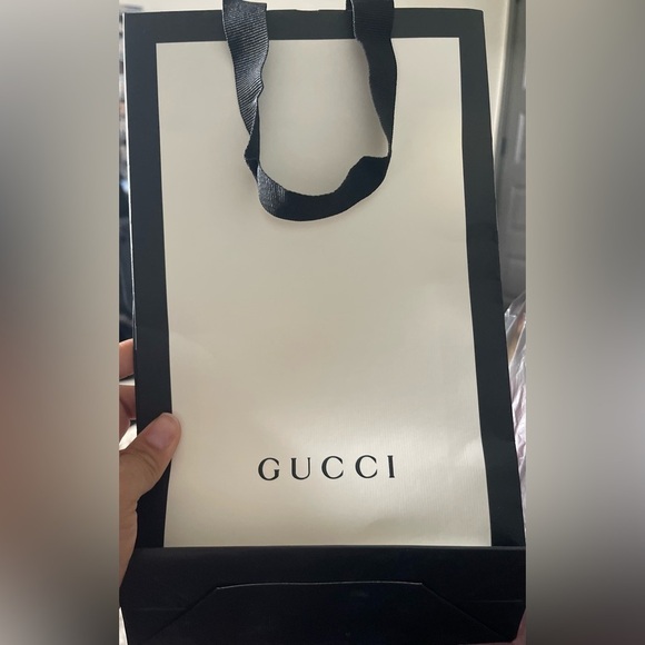 GUCCI Authentic White & Black Shopping Bag - Picture 5 of 5